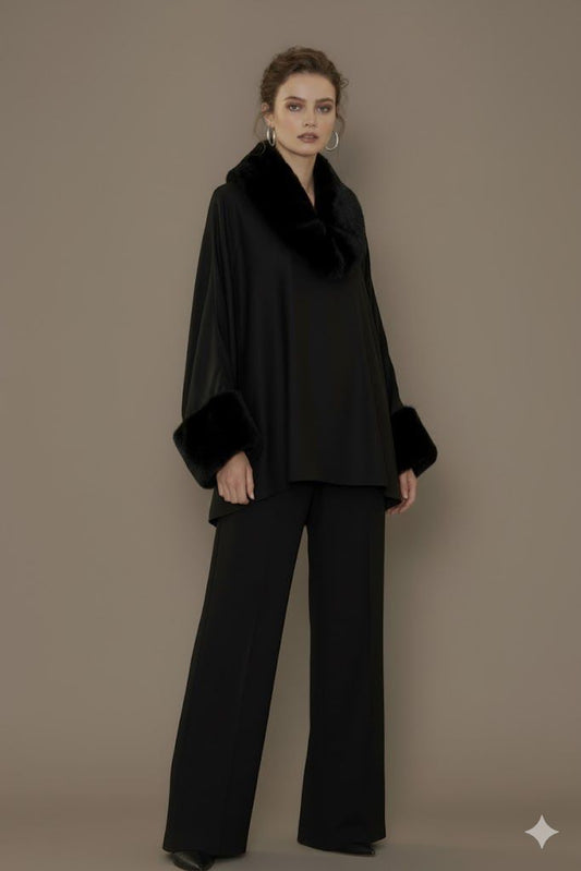V Fur Set | Black